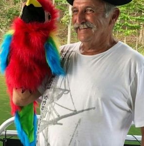 Meet your Posher, James